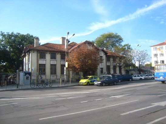 Юнашки салон